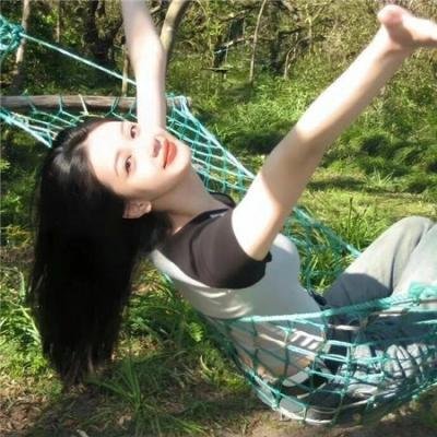 女孩的夏日秘密